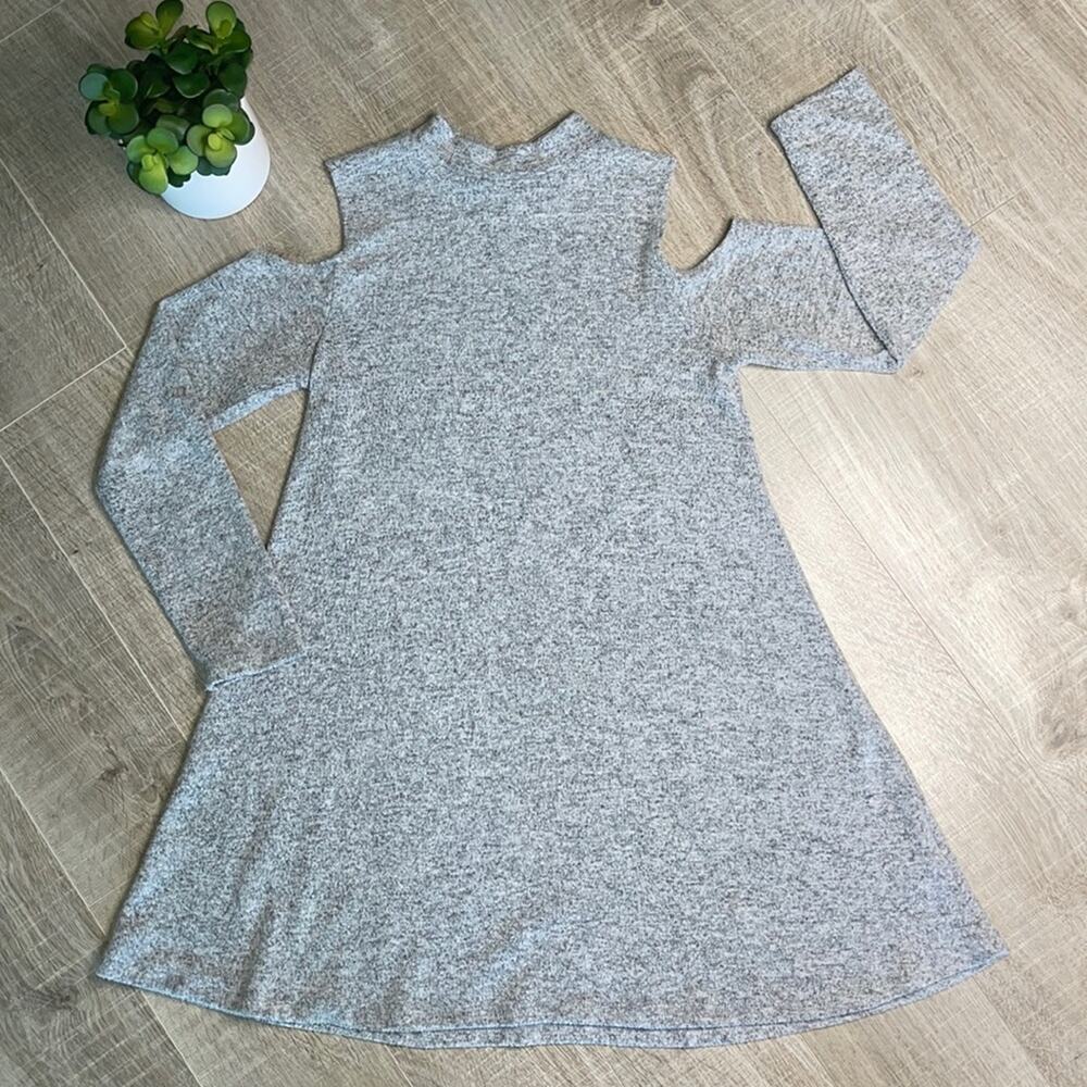 ALYA Gray Cold Shoulder Long Sleeve Mock Neck Swing Dress Women’s Size Medium